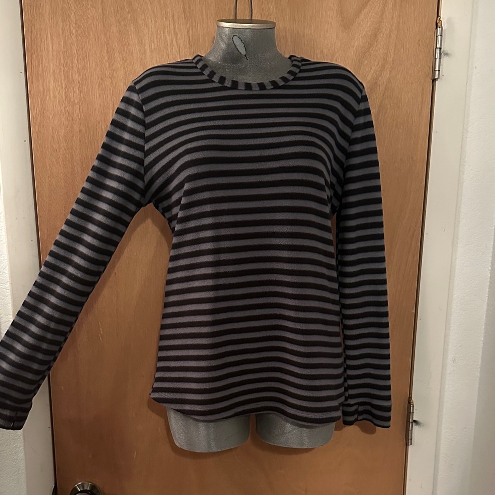 Cuddl Duds Black and Gray Striped Sweatshirt